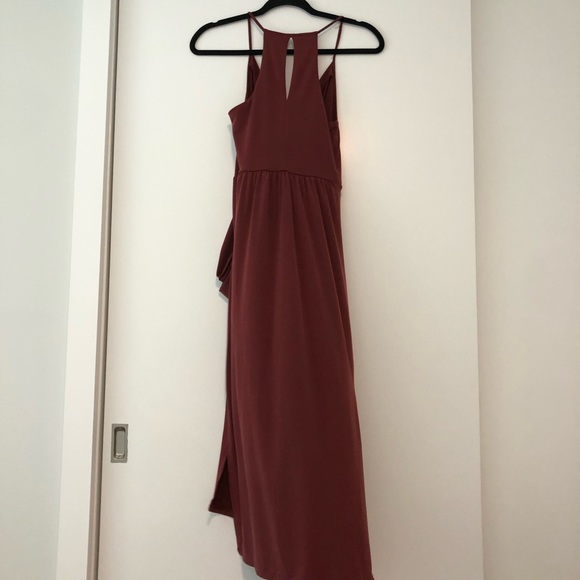 BCBGeneration DELLA SLEEVELESS MIDI DRESS - Picture 2 of 5